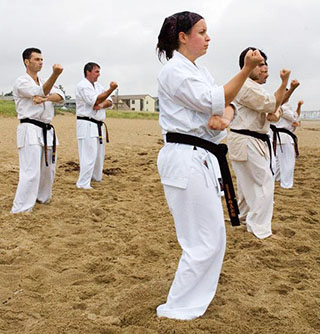 勇ISAMU IKO KYOKUSHINKAI KARATE BLACK BELT